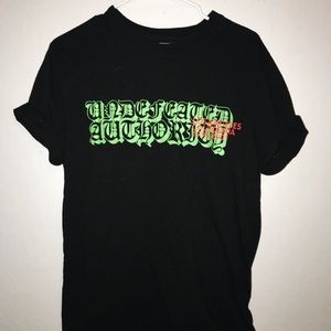 FOREVER 21 MEN’S GRAPHIC TEE